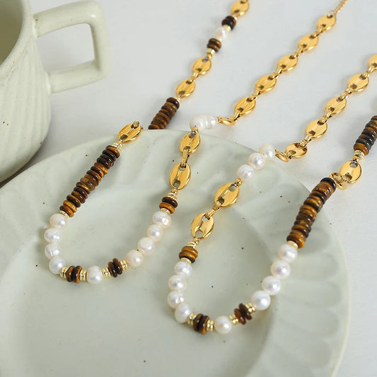 Cheryl Necklace in 18K gold-plated stainless steel with pearl, alternate view