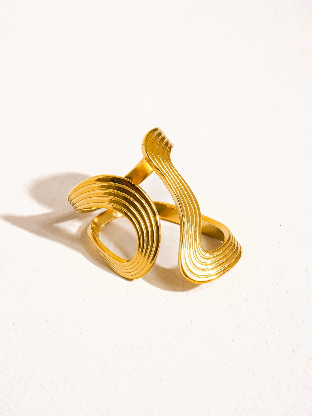 Anne Ring