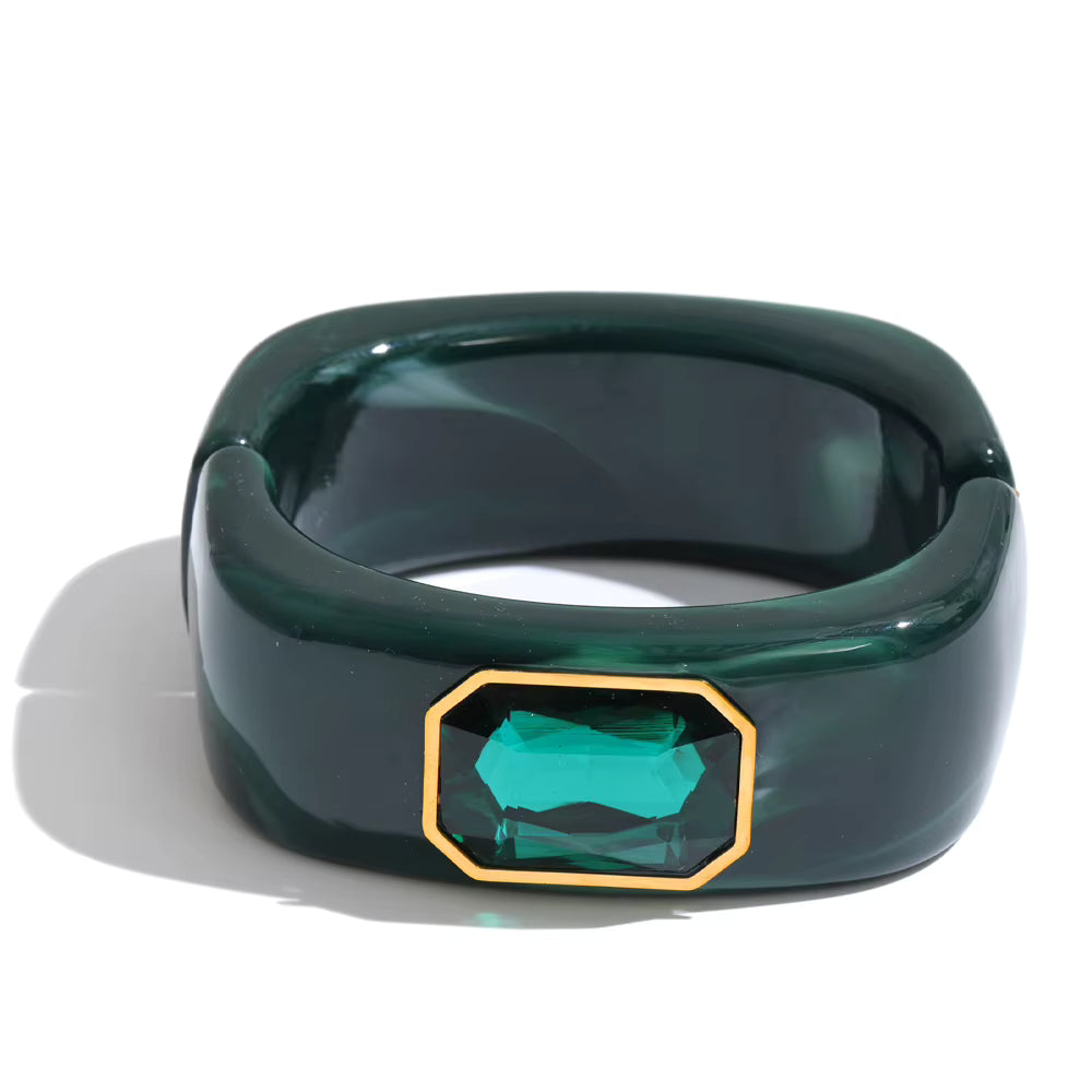 Josie Bangle