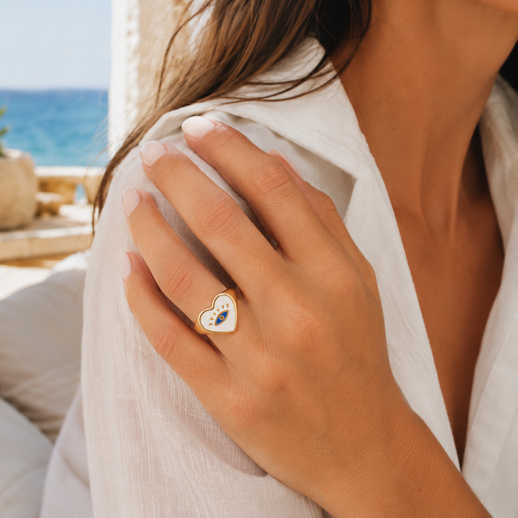 Sabrina Heart Ring