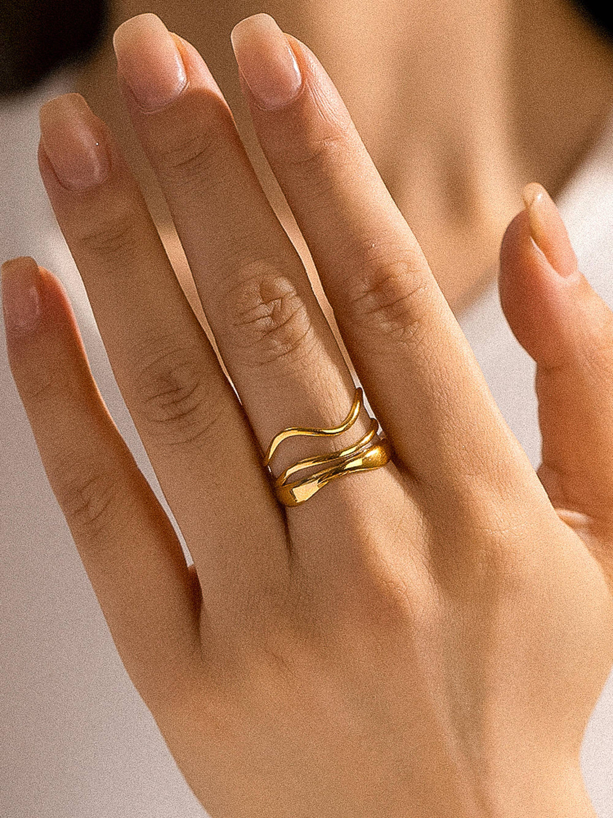 Annie Ring